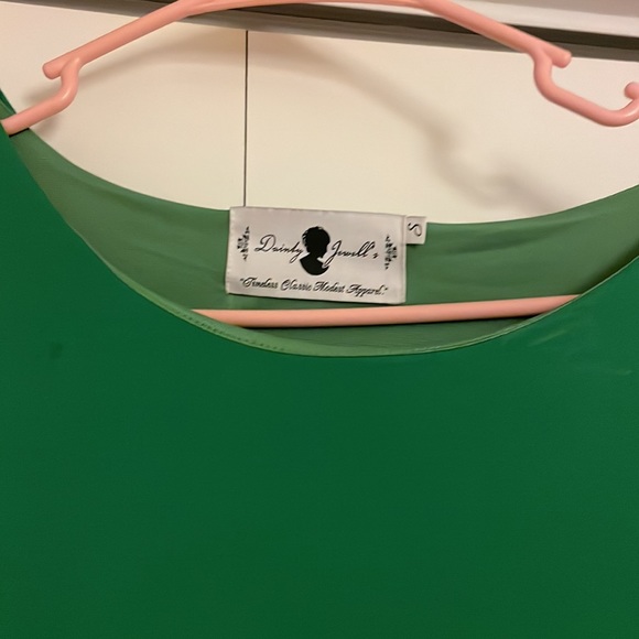 Dainty Jewell’s Maxi Dress! 💚 - Picture 2 of 6